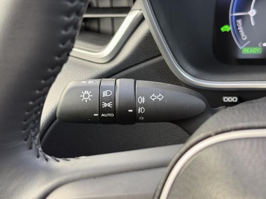 Toyota Corolla Cross 2.0 High Power Hybrid First Edition **STOELVERWARMING/ DODEHOEK DETECTIE/ ELEKTRONISCHE ACHTERKLEP** ActivLease financial lease