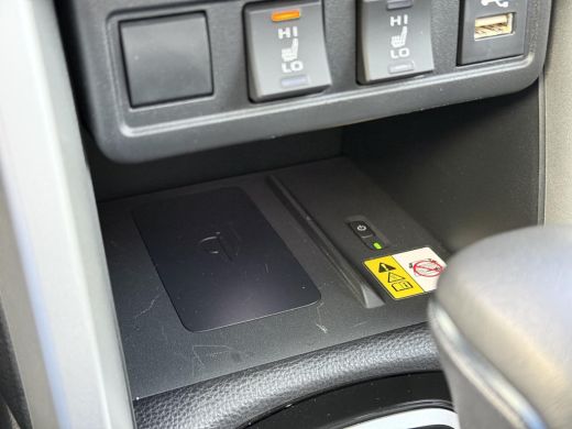 Toyota Corolla Cross 2.0 High Power Hybrid First Edition **STOELVERWARMING/ DODEHOEK DETECTIE/ ELEKTRONISCHE ACHTERKLEP** ActivLease financial lease