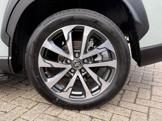 Toyota Corolla Cross 2.0 High Power Hybrid First Edition **STOELVERWARMING/ DODEHOEK DETECTIE/ ELEKTRONISCHE ACHTERKLEP** ActivLease financial lease