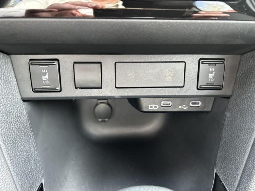 Toyota Yaris Cross 1.5 Hybrid 115 First Edition ActivLease financial lease