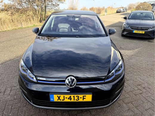 Volkswagen e-Golf e-Golf SOH 90.2%, Leer, Camera, 17''Lmv ActivLease financial lease