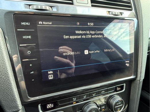 Volkswagen e-Golf e-Golf SOH 90.2%, Leer, Camera, 17''Lmv ActivLease financial lease