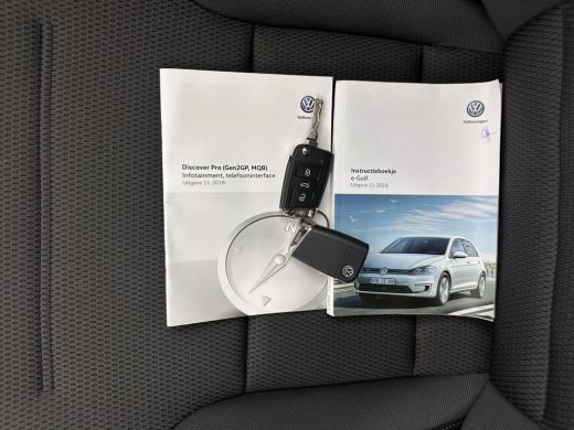 Volkswagen e-Golf {SOH-91%} (INCL-BTW) Aut. *HEATPUMP | ADAPTIVE-CRUISE | DIGI-COCKPIT | FULL-LED | NAVI-FULLMAP | ... ActivLease financial lease