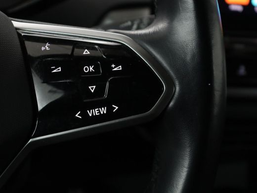 Volkswagen ID.4 First 77 kWh | SOH 90% | Stoel & stuurverwarming | Adaptive cruise | Camera | Carplay | Half lede... ActivLease financial lease