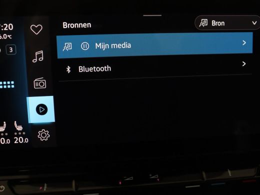 Volkswagen ID.4 First 77 kWh | SOH 90% | Stoel & stuurverwarming | Adaptive cruise | Camera | Carplay | Half lede... ActivLease financial lease