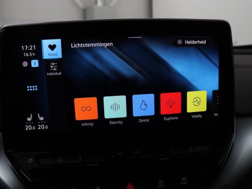 Volkswagen ID.4 First 77 kWh | SOH 90% | Stoel & stuurverwarming | Adaptive cruise | Camera | Carplay | Half lede... ActivLease financial lease