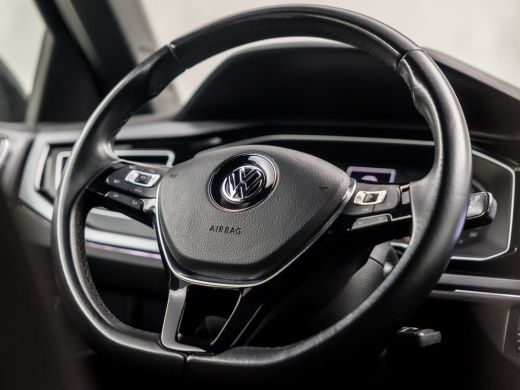 Volkswagen Polo 1.0 TSI Sportline Highline (SCHUIFDAK, APPLE CARPLAY, GROOT NAVI, ZWART HEMEL, CLIMATE, LEDER, LE... ActivLease financial lease
