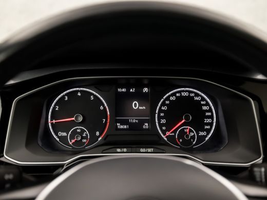 Volkswagen Polo 1.0 TSI Sportline Highline (SCHUIFDAK, APPLE CARPLAY, GROOT NAVI, ZWART HEMEL, CLIMATE, LEDER, LE... ActivLease financial lease