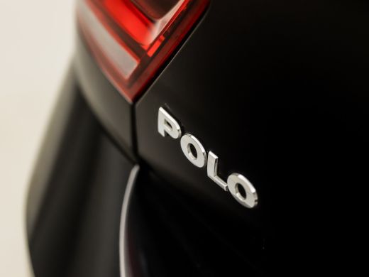 Volkswagen Polo 1.0 TSI Sportline Highline (SCHUIFDAK, APPLE CARPLAY, GROOT NAVI, ZWART HEMEL, CLIMATE, LEDER, LE... ActivLease financial lease
