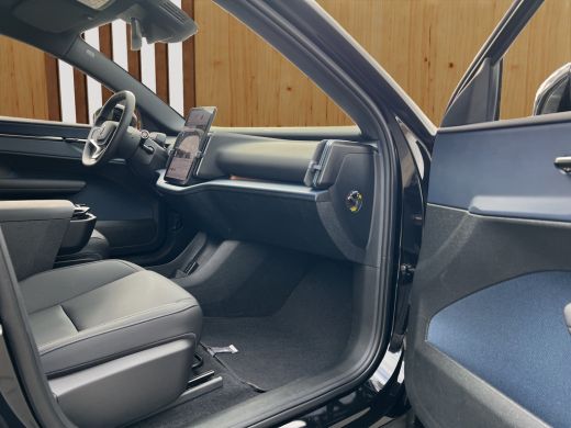 Volvo  EX30 69KWH Single Motor Extended Range Plus Adaptive cruise control | Stoel + Stuur verwarming | Camer... ActivLease financial lease