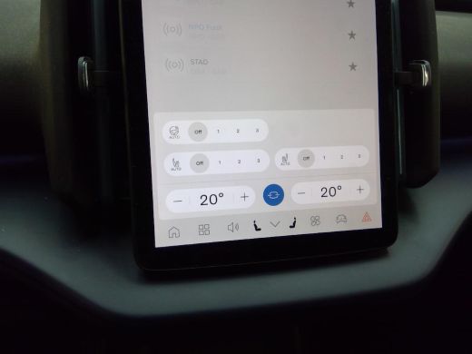 Volvo  EX30 Single Motor Extended Range Plus 69 kWh | PDC V+A en 360 Camera | Harman & Cardon Audio | Stoel +... ActivLease financial lease