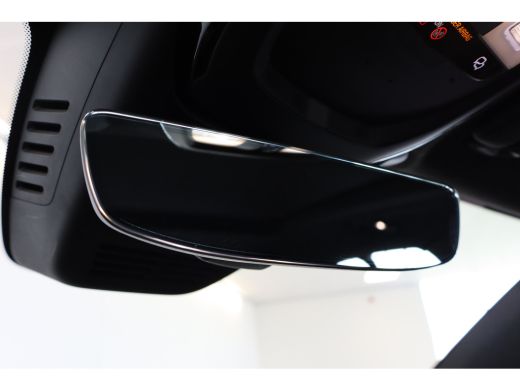 Volvo  EX40 Ext Range 252PK Ultra 82 kWh | Pano-dak | Climate Pack | 360&deg; | Power Seats ActivLease financial lease