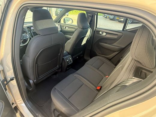 Volvo  EX40 Ext Range 252PK Ultra 82 kWh | Pano-dak | Climate Pack | 360&deg; | Power Seats ActivLease financial lease