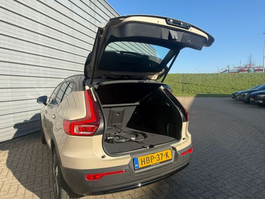 Volvo  EX40 Ext Range 252PK Ultra 82 kWh | Pano-dak | Climate Pack | 360&deg; | Power Seats ActivLease financial lease