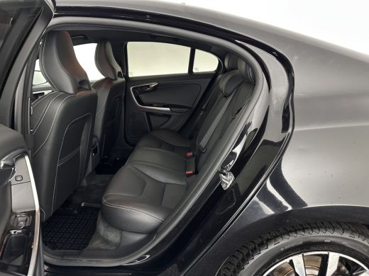 Volvo  S60 2.0 D3 Polar+ Dynamic (INCL-BTW) *LEATHER | XENON | NAVI-FULLMAP | HEATED-SPORTSEATS | PRIVACYGLA... ActivLease financial lease