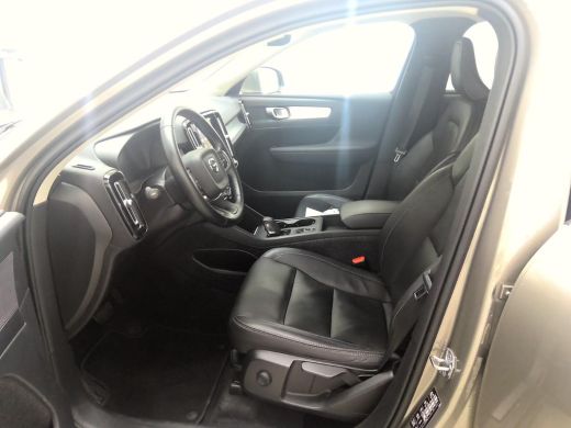 Volvo  XC40 1.5 T4 Recharge Inscription Expression | Trekhaak | PDC V+A en Camera | Lederen Bekleding | BLIS ... ActivLease financial lease