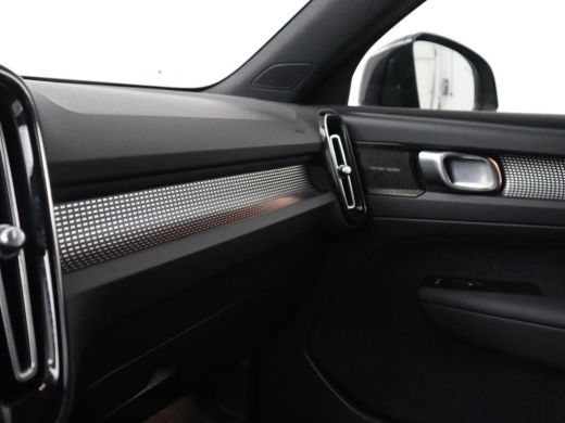 Volvo  XC40 Recharge P8 AWD R Design | Warmtepomp | Leder | Stoelverwarming | Harman/Kardon | Adaptive cruise... ActivLease financial lease