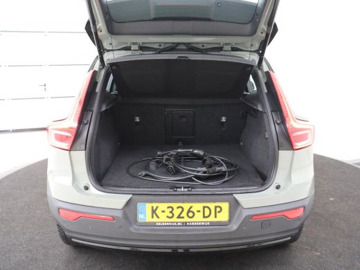 Volvo  XC40 Recharge P8 AWD R Design | Warmtepomp | Leder | Stoelverwarming | Harman/Kardon | Adaptive cruise... ActivLease financial lease
