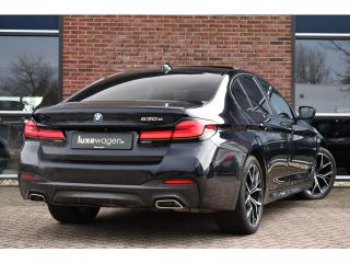 BMW 5 Serie 530e M-Sport Pano Trekh ACC HUD 360 Laser El-Klep