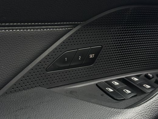 BMW i4 Aut. eDrive40 High Executive 84 kWh | SoH 92% | Leder | Camera | ACC | HUD | ActivLease financial lease