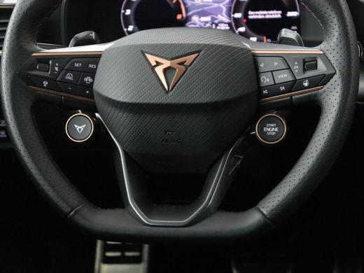 CUPRA Leon 1.5 e-Hybrid Business | Stoelverwarming | Adaptive cruise | Camera | Carplay | Memory | Half lede... ActivLease financial lease