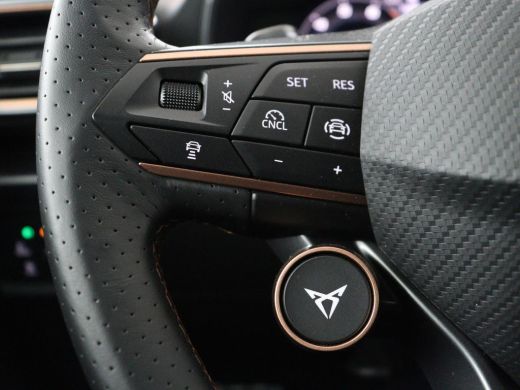 CUPRA Leon 1.5 e-Hybrid Business | Stoelverwarming | Adaptive cruise | Camera | Carplay | Memory | Half lede... ActivLease financial lease