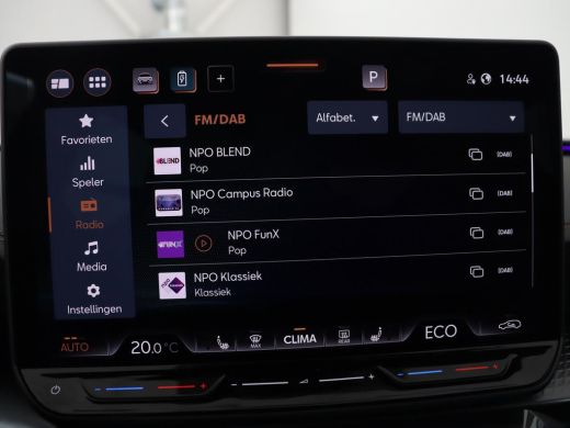 CUPRA Leon 1.5 e-Hybrid Business | Stoelverwarming | Adaptive cruise | Camera | Carplay | Memory | Half lede... ActivLease financial lease