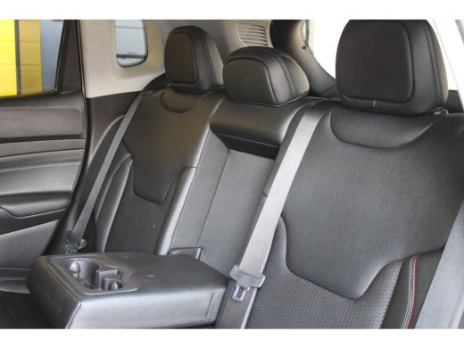 Jeep Compass 4xe 240 Plug-in Hybrid Trailhawk | SOH 93% | Trail rated | Navigatie | Cruise control adaptief | ... ActivLease financial lease