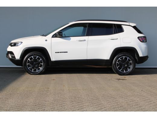 Jeep Compass 4xe 240 Plug-in Hybrid Trailhawk | SOH 93% | Trail rated | Navigatie | Cruise control adaptief | ... ActivLease financial lease