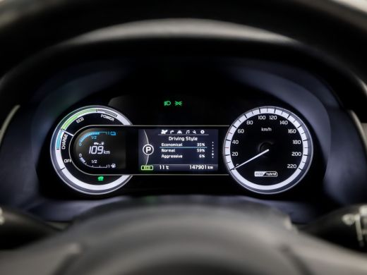 Kia Niro 1.6 GDi Hybrid Sport 142Pk Automaat (SCHUIFDAK, APPLE CARPLAY, NAVIGATIE, CAMERA, STUUR/STOELVERW... ActivLease financial lease