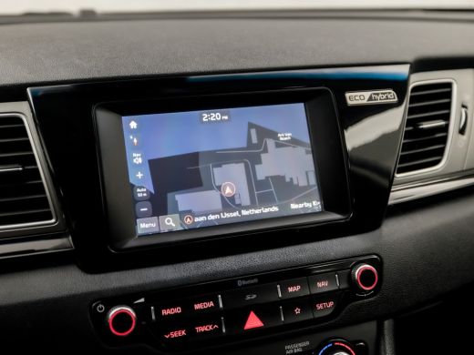 Kia Niro 1.6 GDi Hybrid Sport 142Pk Automaat (SCHUIFDAK, APPLE CARPLAY, NAVIGATIE, CAMERA, STUUR/STOELVERW... ActivLease financial lease