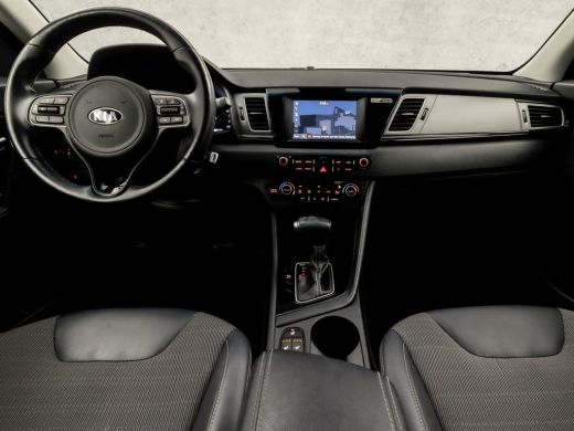 Kia Niro 1.6 GDi Hybrid Sport 142Pk Automaat (SCHUIFDAK, APPLE CARPLAY, NAVIGATIE, CAMERA, STUUR/STOELVERW... ActivLease financial lease