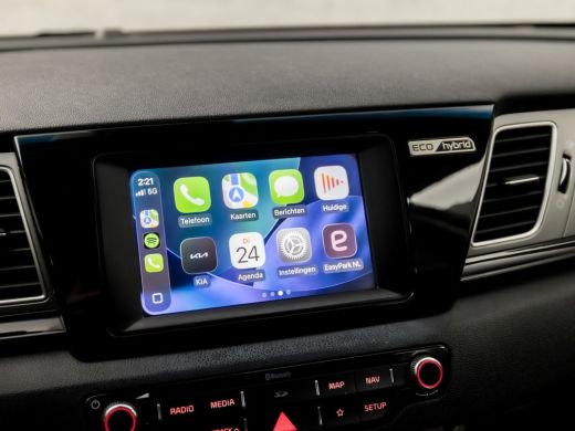 Kia Niro 1.6 GDi Hybrid Sport 142Pk Automaat (SCHUIFDAK, APPLE CARPLAY, NAVIGATIE, CAMERA, STUUR/STOELVERW... ActivLease financial lease