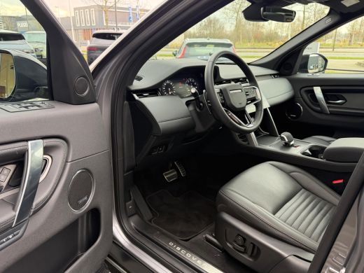 Land Rover Discovery Sport P270e Dynamic Edition | Panoramadak | Voertuigvolgsysteem | 360gr Camera | Cold Climate | Meridian ActivLease financial lease
