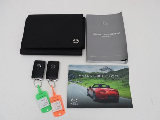 Mazda 3 2.0 e-SkyActiv-X M Hybrid 180 Comfort Bose | Head-Up | Stoelverwarming | Carplay | Camera | Keyle... ActivLease financial lease