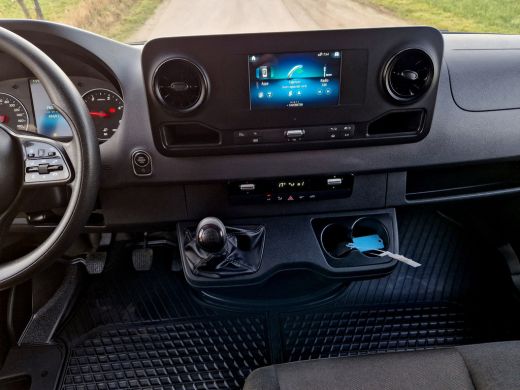 Mercedes-Benz Sprinter 211 1.9 CDI L2 H2 - 110 Pk - Euro 6 - Airco - Cruise Control - ParkeerCamera ActivLease financial lease