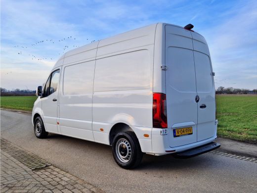 Mercedes-Benz Sprinter 211 1.9 CDI L2 H2 - 110 Pk - Euro 6 - Airco - Cruise Control - ParkeerCamera ActivLease financial lease
