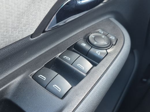 Opel Ampera-e Business executive 60 kWh SOH 100% Stuur+Stoelverwarming | Keyless | Full LED | Camera | Carplay/... ActivLease financial lease