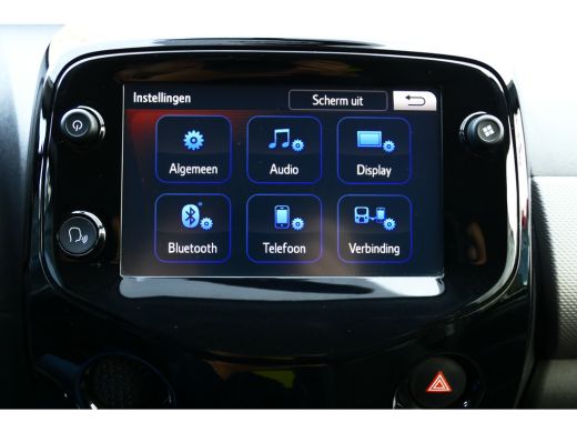 Peugeot 108 1.0 E-VTI 72PK 5-DRS ALLURE / CLIMA / LED / CAMERA / 15"LMV /ANDROID AUTO / DAB / BLUETOOTH / 1E ... ActivLease financial lease