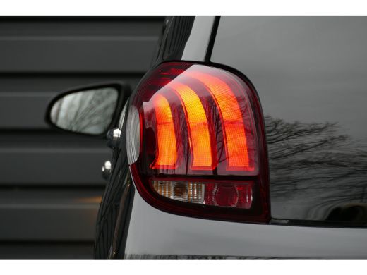 Peugeot 108 1.0 E-VTI 72PK 5-DRS ALLURE / CLIMA / LED / CAMERA / 15"LMV /ANDROID AUTO / DAB / BLUETOOTH / 1E ... ActivLease financial lease