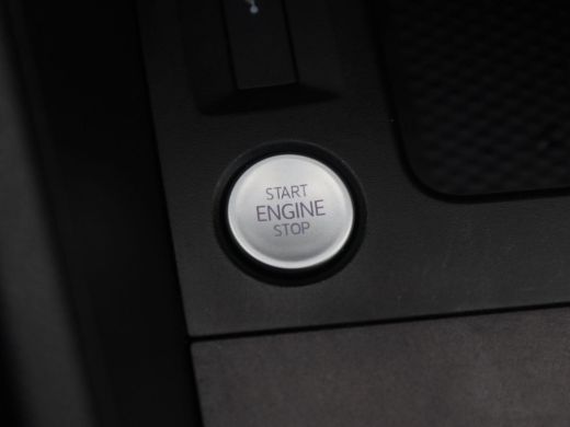 Volkswagen Caddy 2.0 TDi 102 Pk Comfort | Camera | Multifunctioneel stuur | Virtual Cockpit | CarPlay | 10.568 Km !! ActivLease financial lease