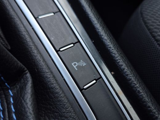 Volkswagen e-Golf E-DITION SOH 90% | Full LED | Adaptive CC | Parkeersensoren | Full map navigatie | ActivLease financial lease