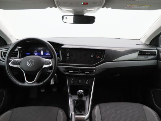 Volkswagen Polo 1.0 TSi 95 Life | Adaptive Cruise | Virtual Cockpit | CarPlay | Full LED |  15 Inch | 31.673 Km !! ActivLease financial lease