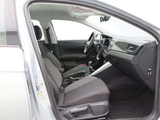 Volkswagen Polo 1.0 TSi 95 Life | Adaptive Cruise | Virtual Cockpit | CarPlay | Full LED |  15 Inch | 31.673 Km !! ActivLease financial lease