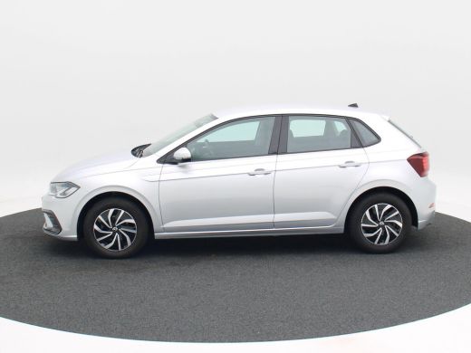 Volkswagen Polo 1.0 TSi 95 Life | Adaptive Cruise | Virtual Cockpit | CarPlay | Full LED |  15 Inch | 31.673 Km !! ActivLease financial lease