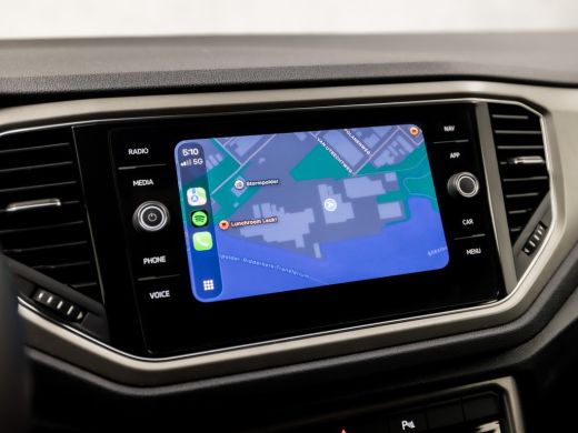 Volkswagen T-Roc 1.0 TSI Sport (APPLE CARPLAY, GROOT NAVI, CLIMATE, PARKEERSENSOREN, SPORTSTOELEN, ADAPTIVE CRUISE... ActivLease financial lease