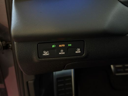 Volkswagen T-Roc 1.5 eTsi 150PK R-LINE EDITION BLACK STYLE IQ LED/GRIL/LOGO STOEL/STUUR.VERW ELEK.KLEP 2026 ✅Top A... ActivLease financial lease