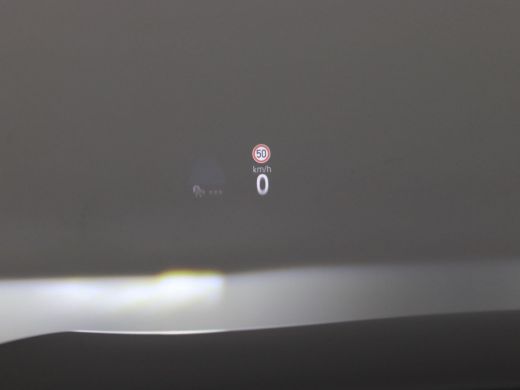 Volkswagen Tiguan 1.5 eHybrid R-Line Edition 272PK DSG Pano-Schuifdak, Black Style, Trekhaak, 20" LM Velgen, Head-U... ActivLease financial lease