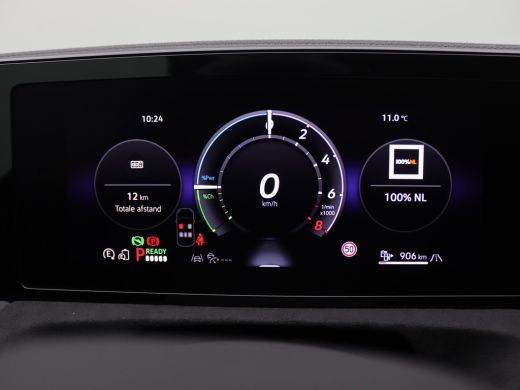 Volkswagen Tiguan 1.5 eHybrid R-Line Edition 272PK DSG Pano-Schuifdak, Black Style, Trekhaak, 20" LM Velgen, Leder,... ActivLease financial lease