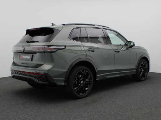 Volkswagen Tiguan 1.5 eHybrid R-Line Edition 272PK DSG Pano-Schuifdak, Black Style, Trekhaak, 20" LM Velgen, Leder,... ActivLease financial lease